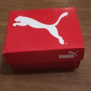 White low top toddler sneakers